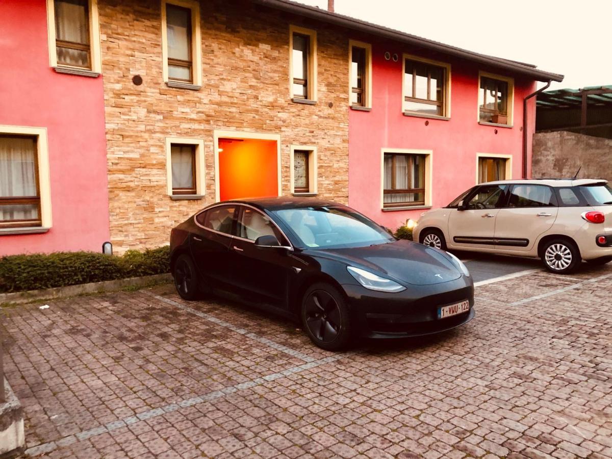 Bergamo Easy Airport Sleep&Fly Parking Apartment Exterior photo
