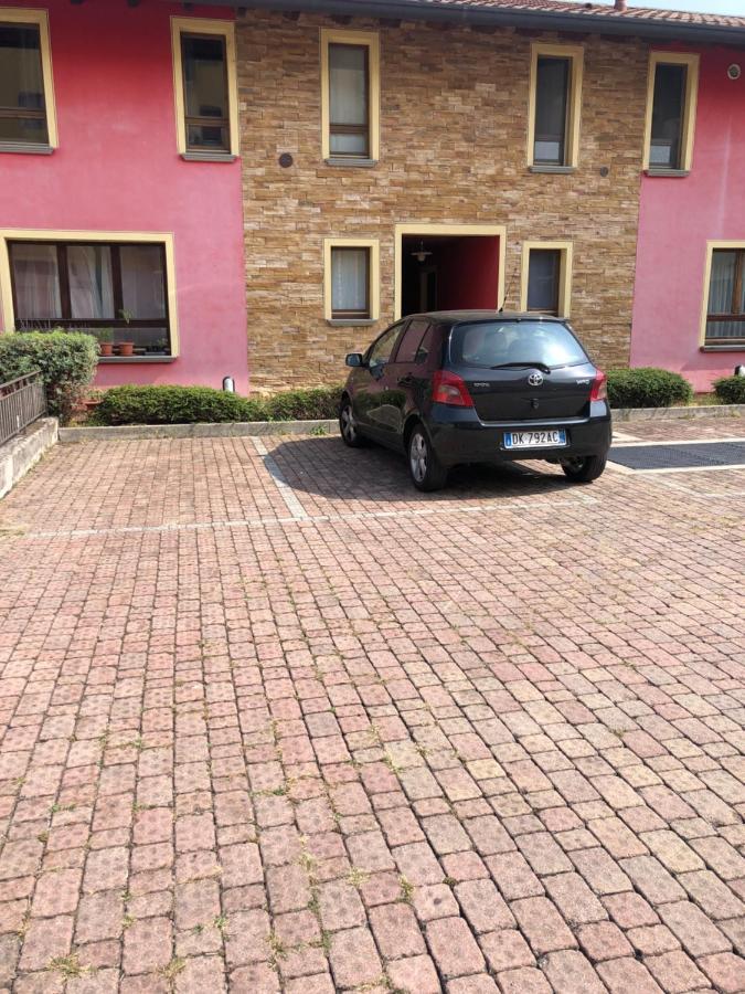 Bergamo Easy Airport Sleep&Fly Parking Apartment Exterior photo