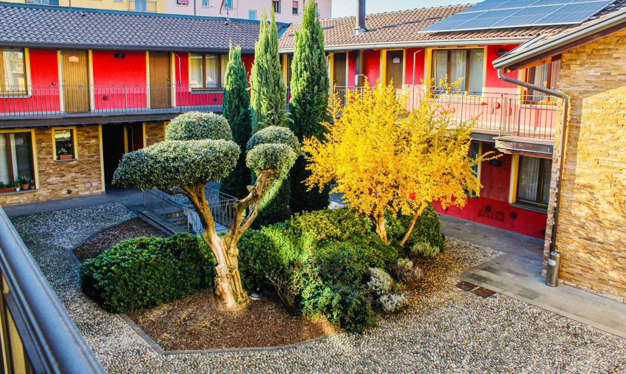 Bergamo Easy Airport Sleep&Fly Parking Apartment Exterior photo